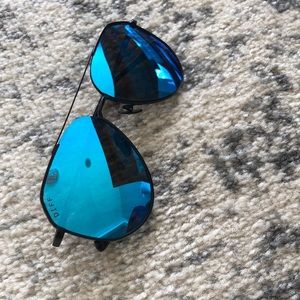 Diff by Jessie James decker sunglasses